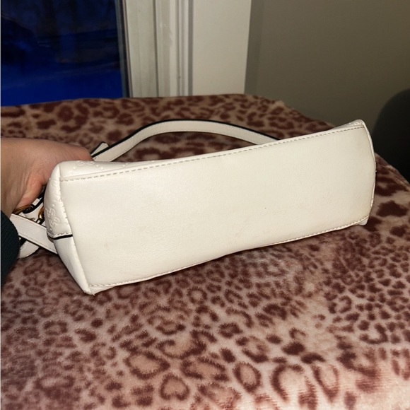 White Leather Crossbody Bag with Bee Detail - Picture 4 of 4